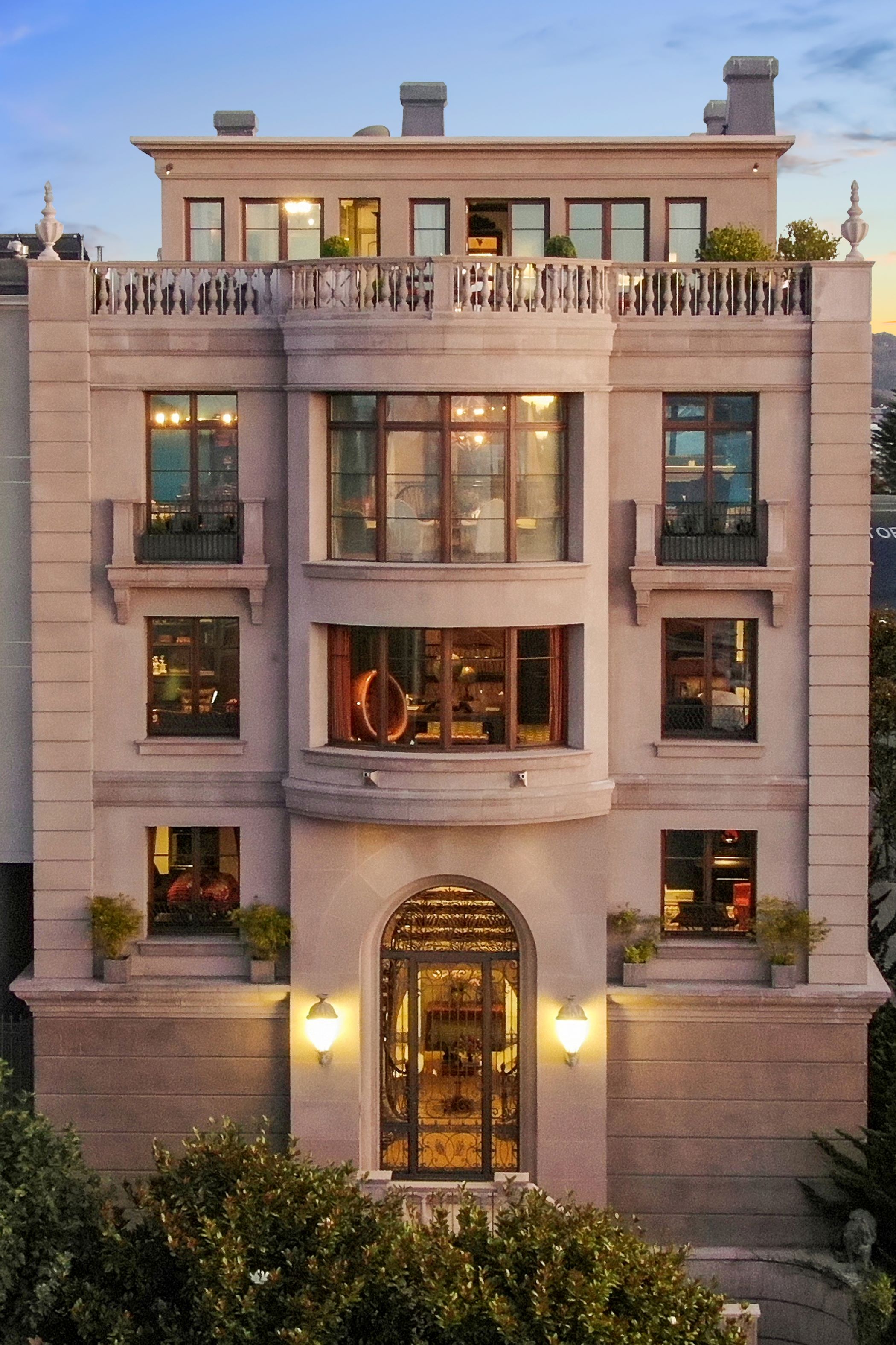 This Mansion Just Became the Second-Priciest Home Sold in San Francisco This Year