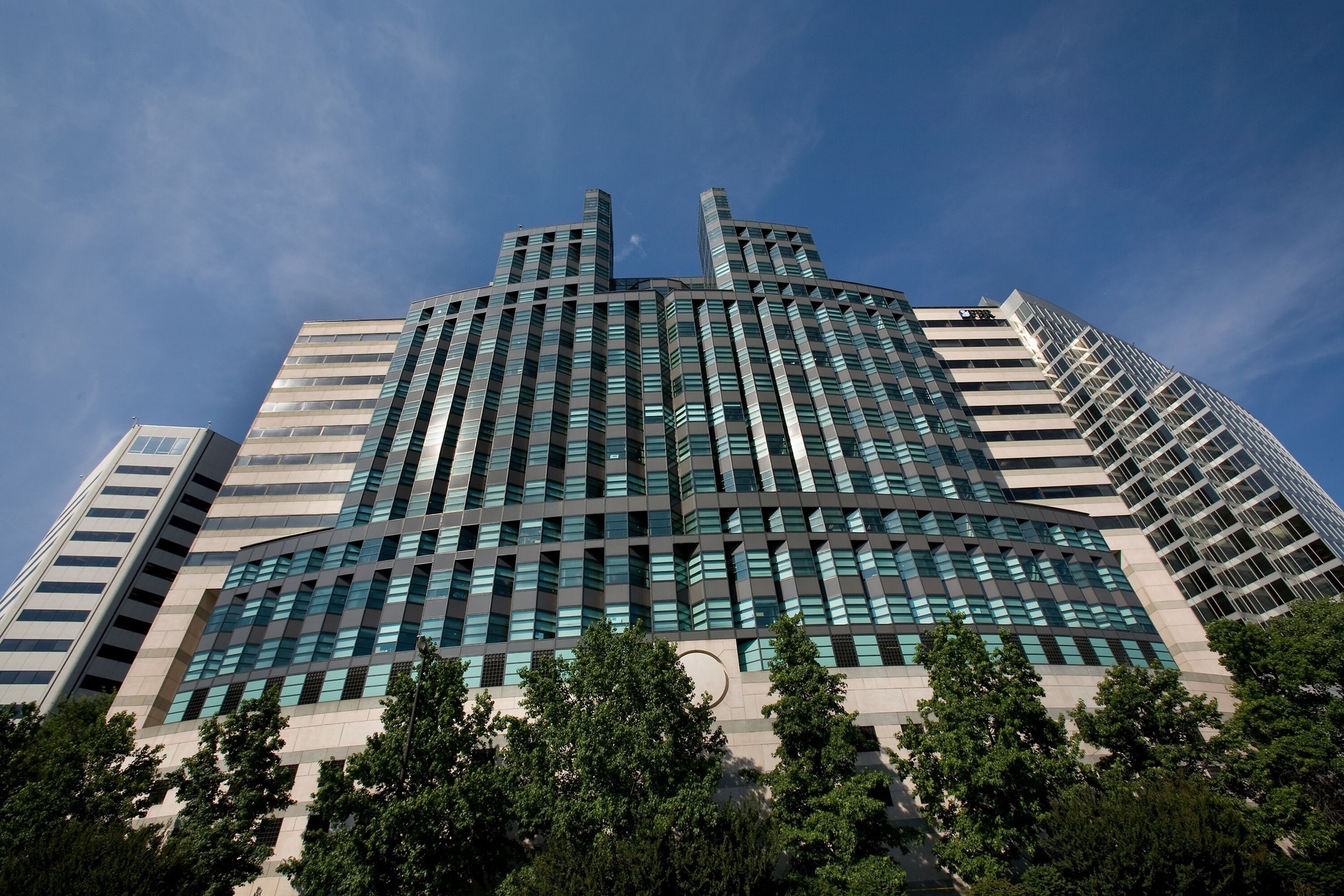 Brookfield Sells I.M. Pei-Designed Office Tower in Arlington, Virginia, to Largest Tenant