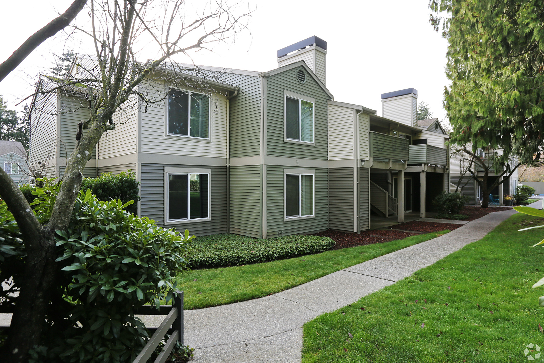 California Multifamily Investor Buys Apartments in Seattle's Bothell Suburb