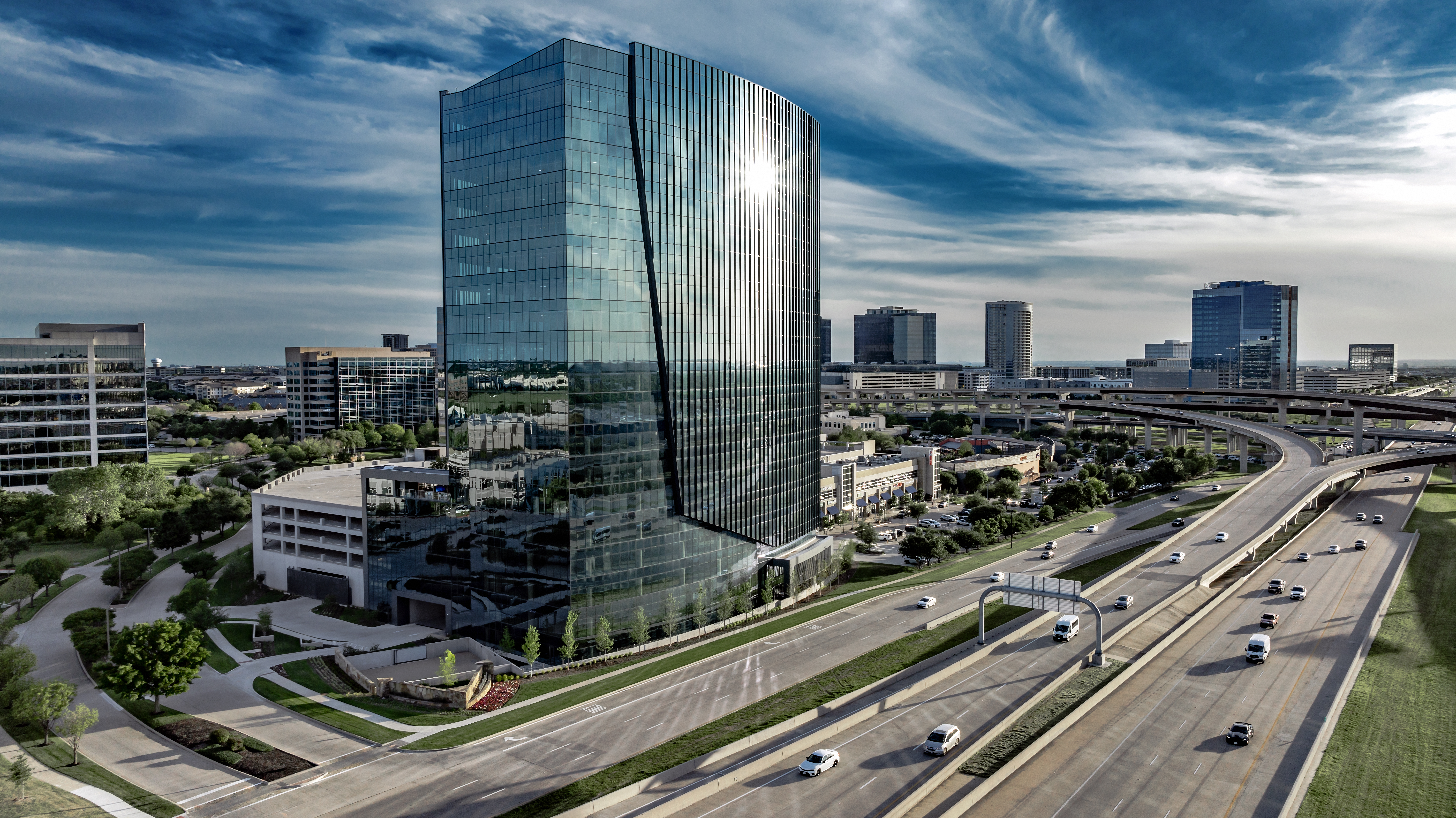 Dallas-area suburban office buildings lure new headquarters leases