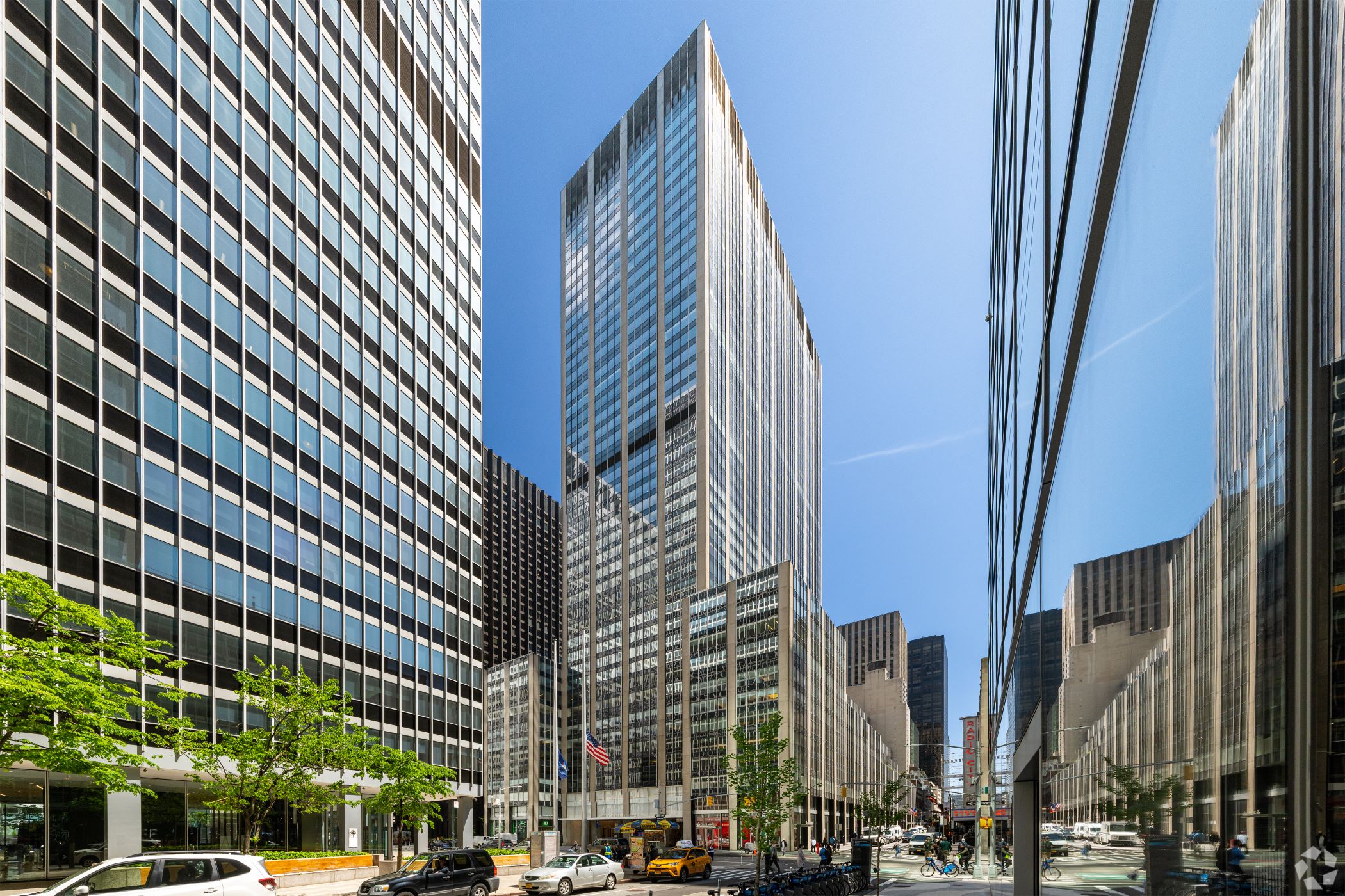 Five Iron Golf to expand nightlife options in New York’s Plaza District
