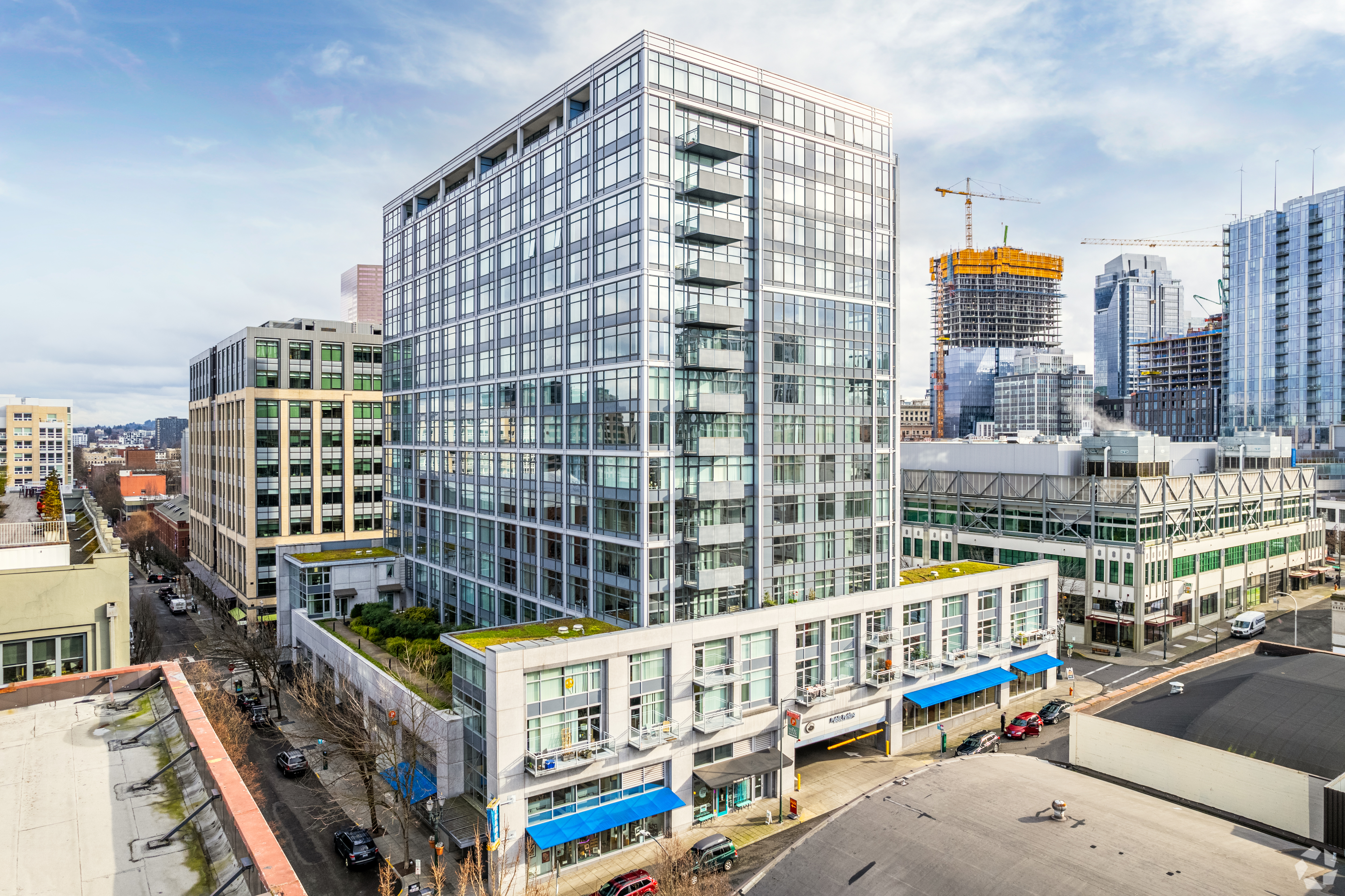 Portland, Oregon, apartment tower trades for $80 million