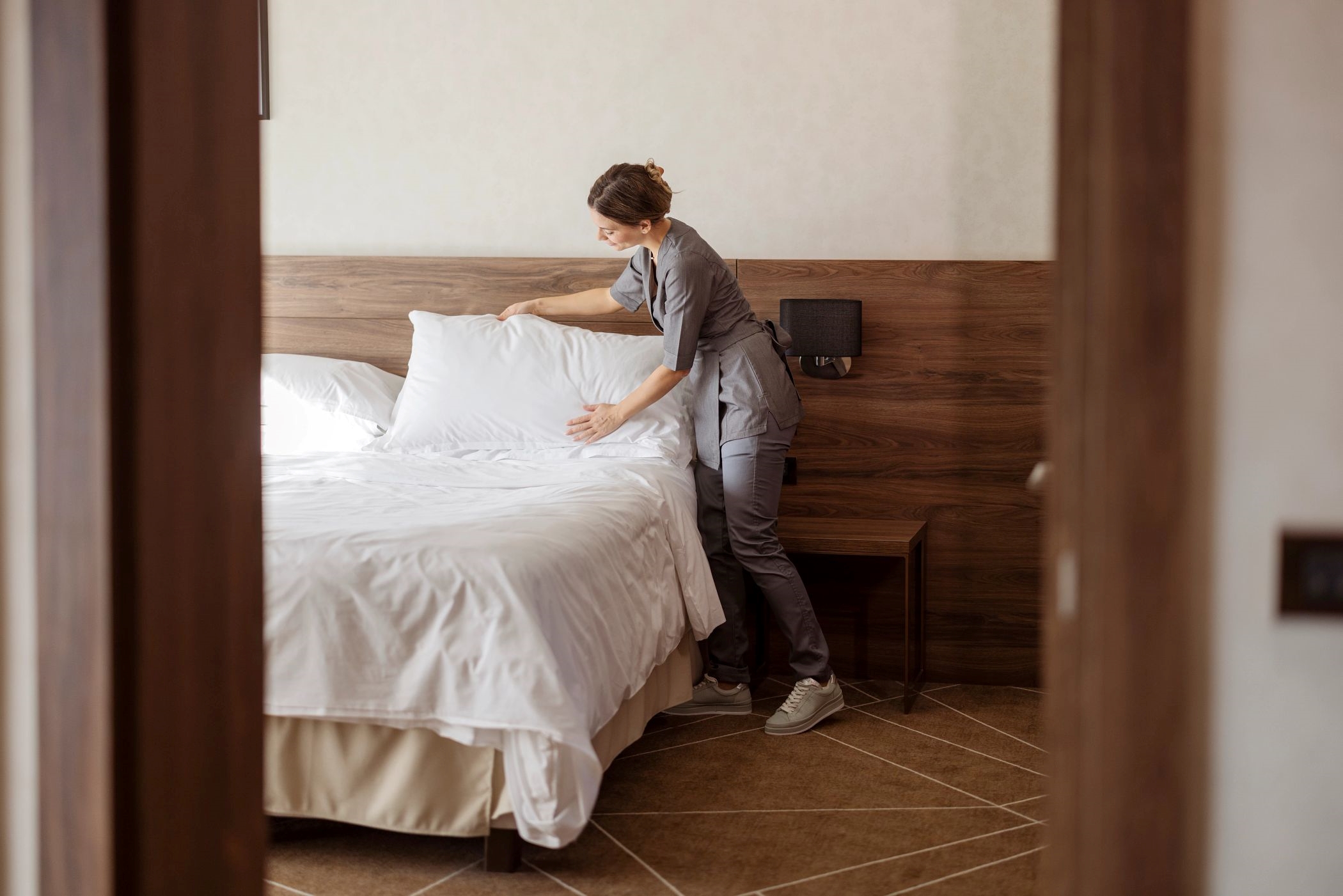 Hospitality leads private job gains; McKinsey mulls tougher back-to-office rules; Auto sales decline