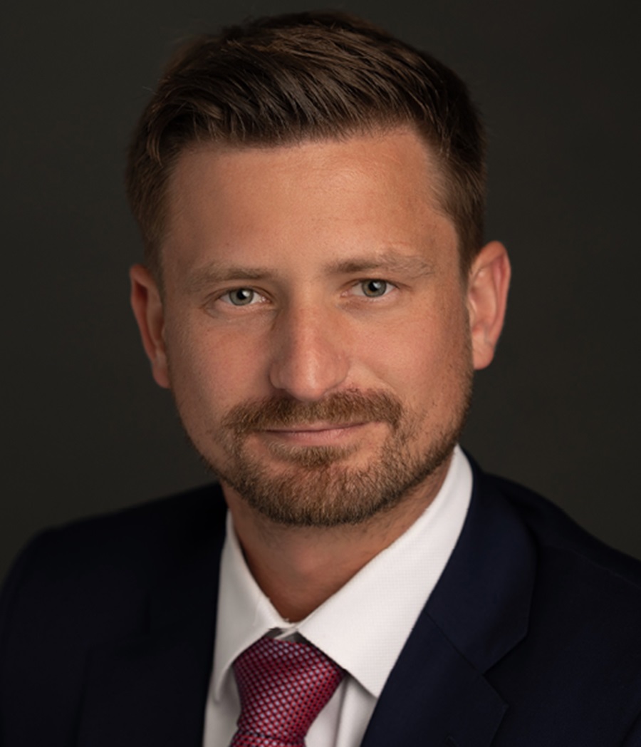 CBRE broker joins Lee & Associates as a Principal in Miami