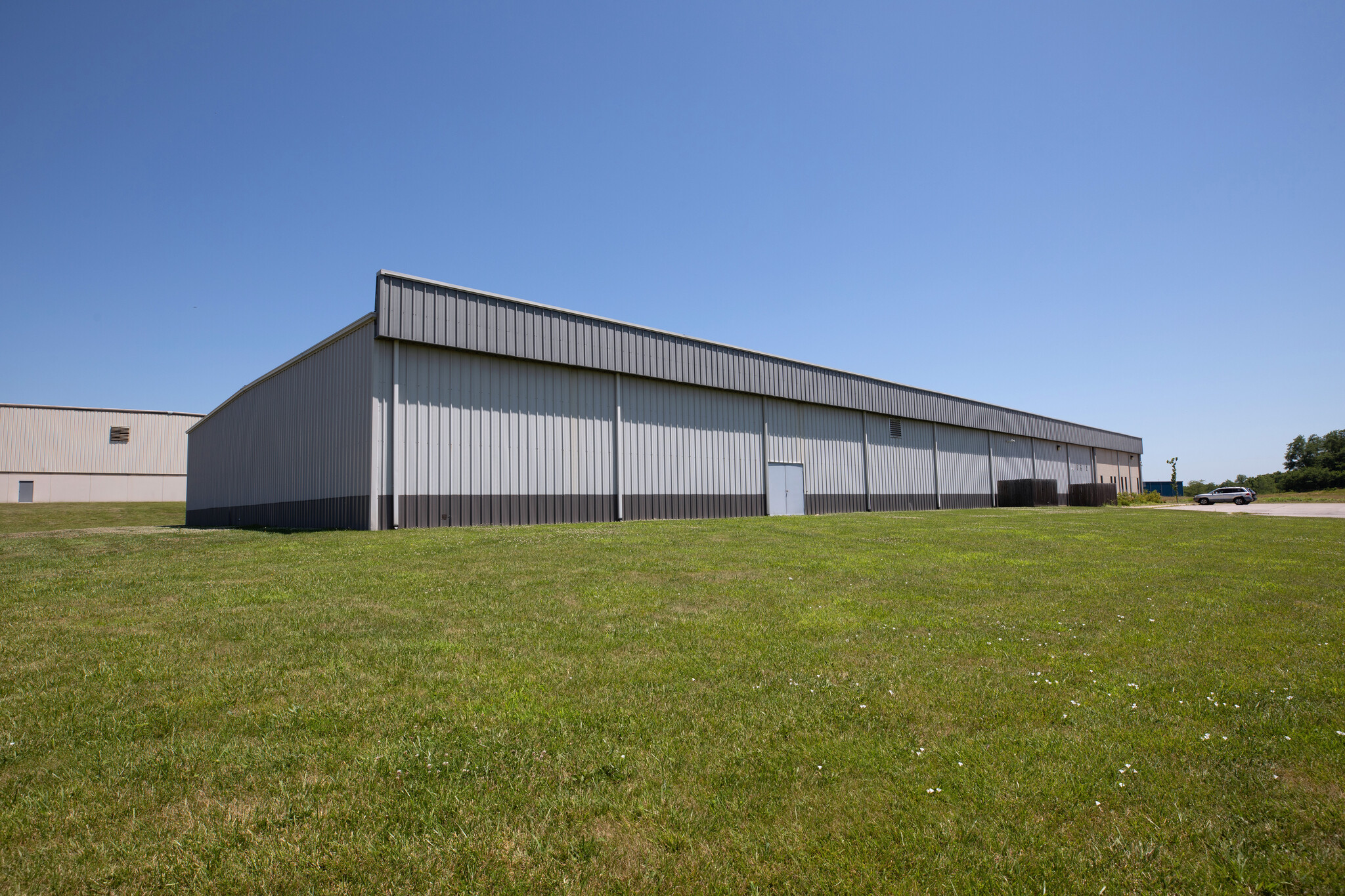 Private entity sells Missouri industrial property