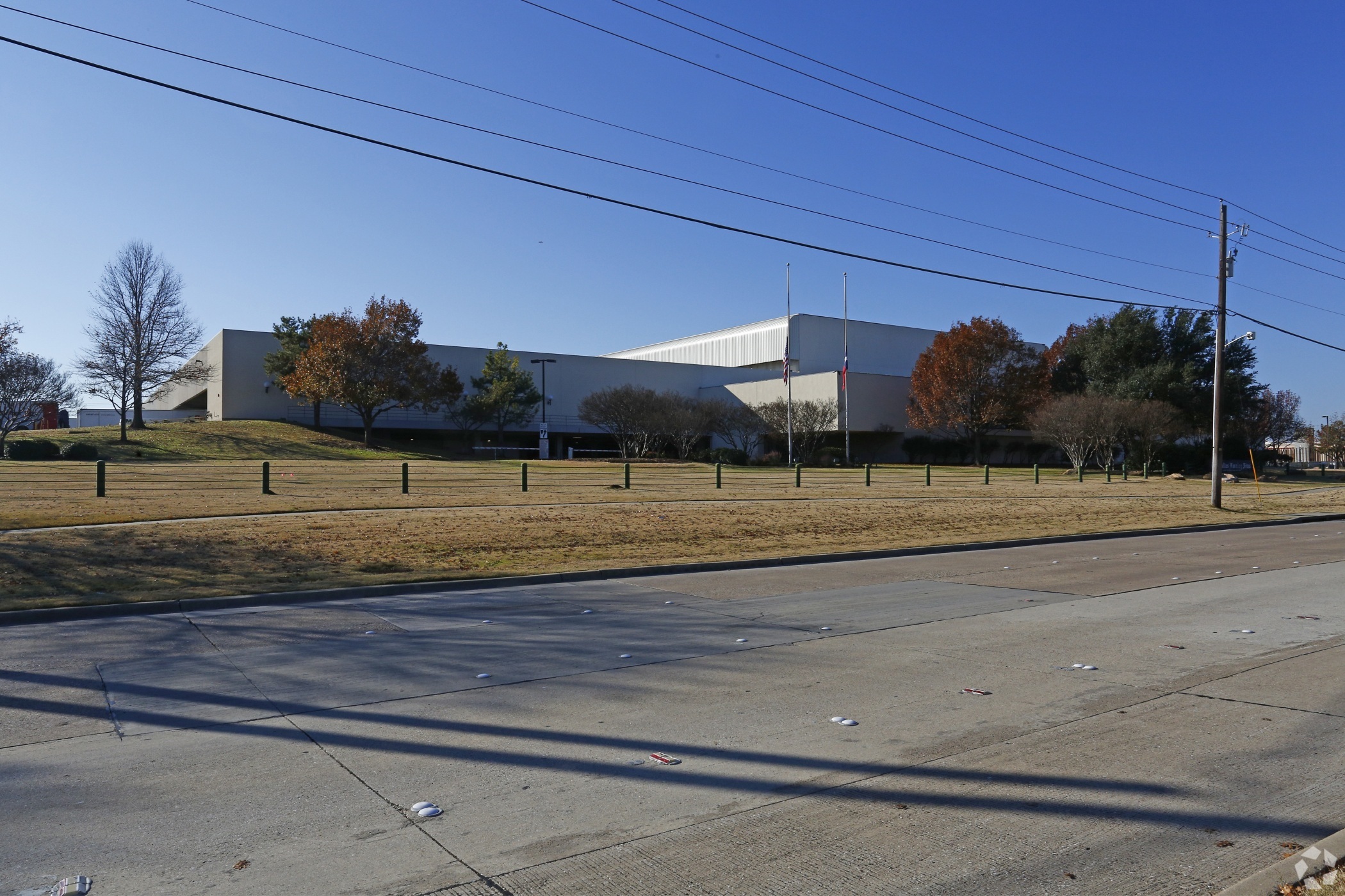 Electric golf cart manufacturer to create new US hub in Dallas area