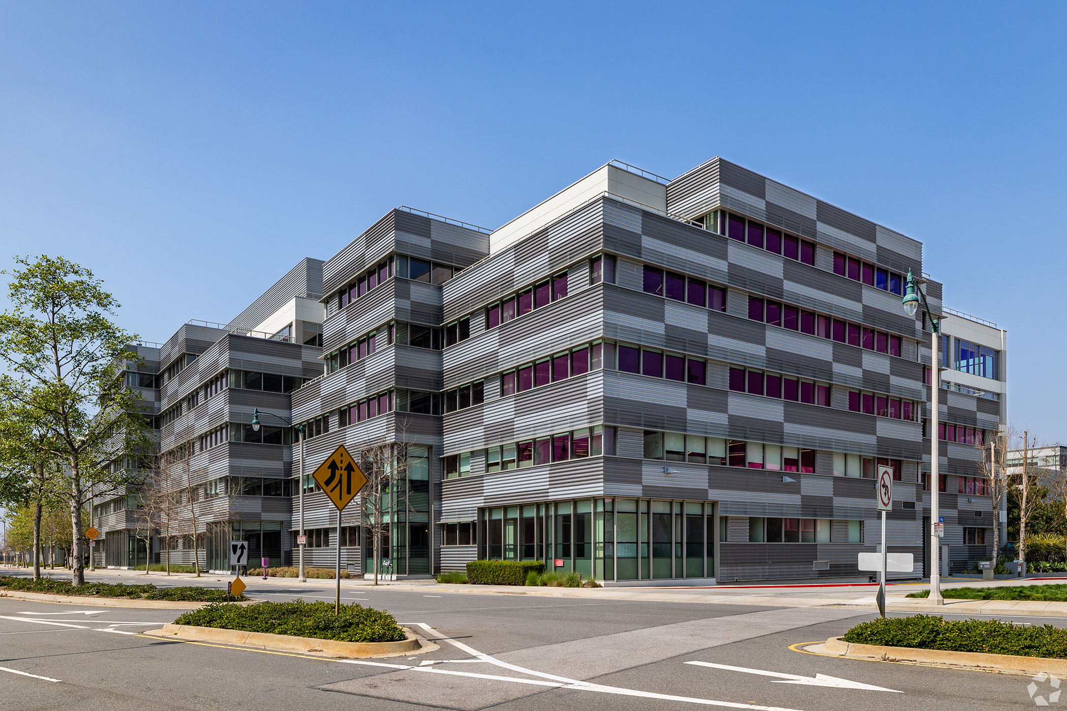 Blackstone real estate debt fund closes with $8 billion in commitments