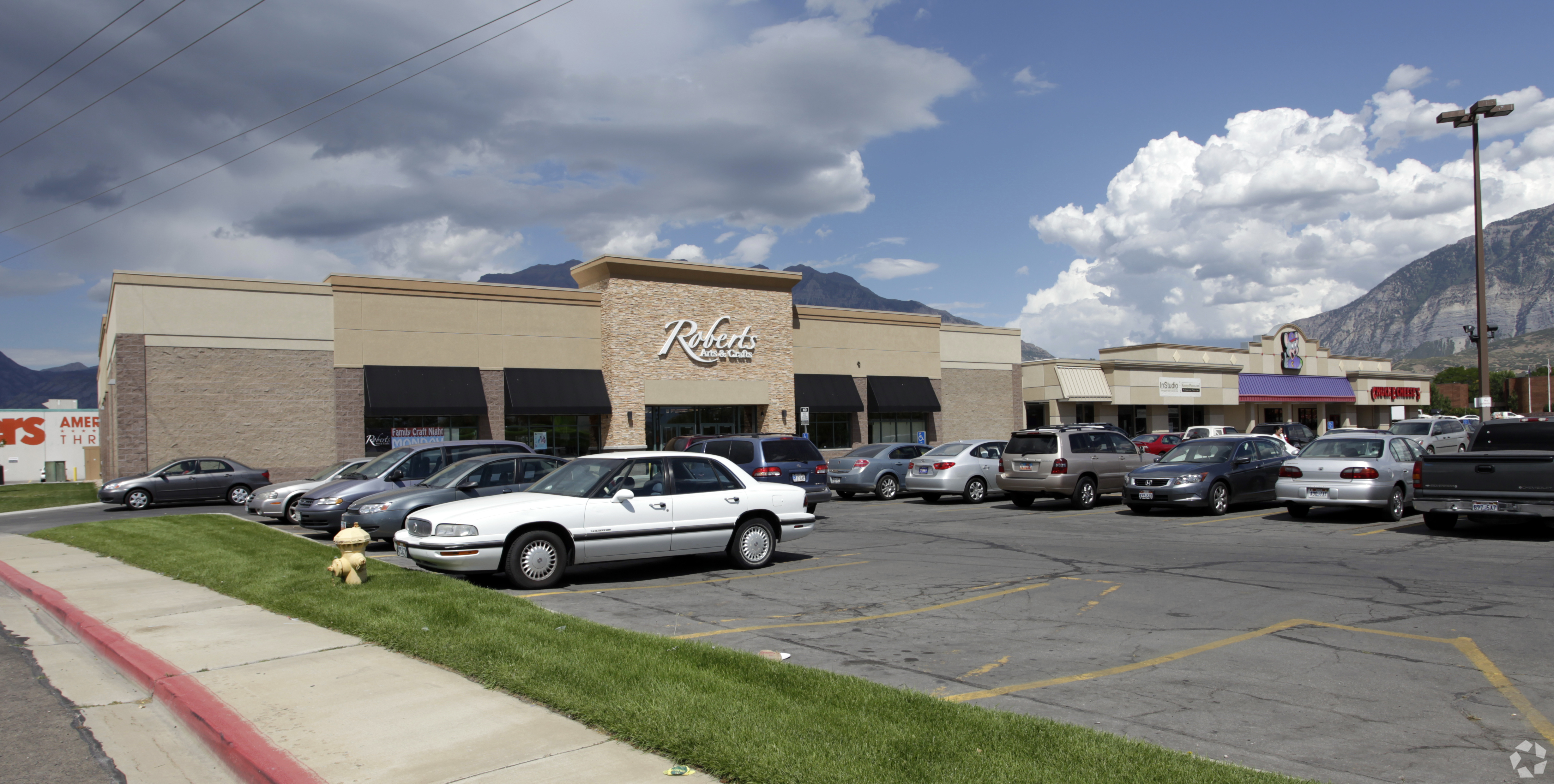 Furniture retailer opens second location in Salt Lake City