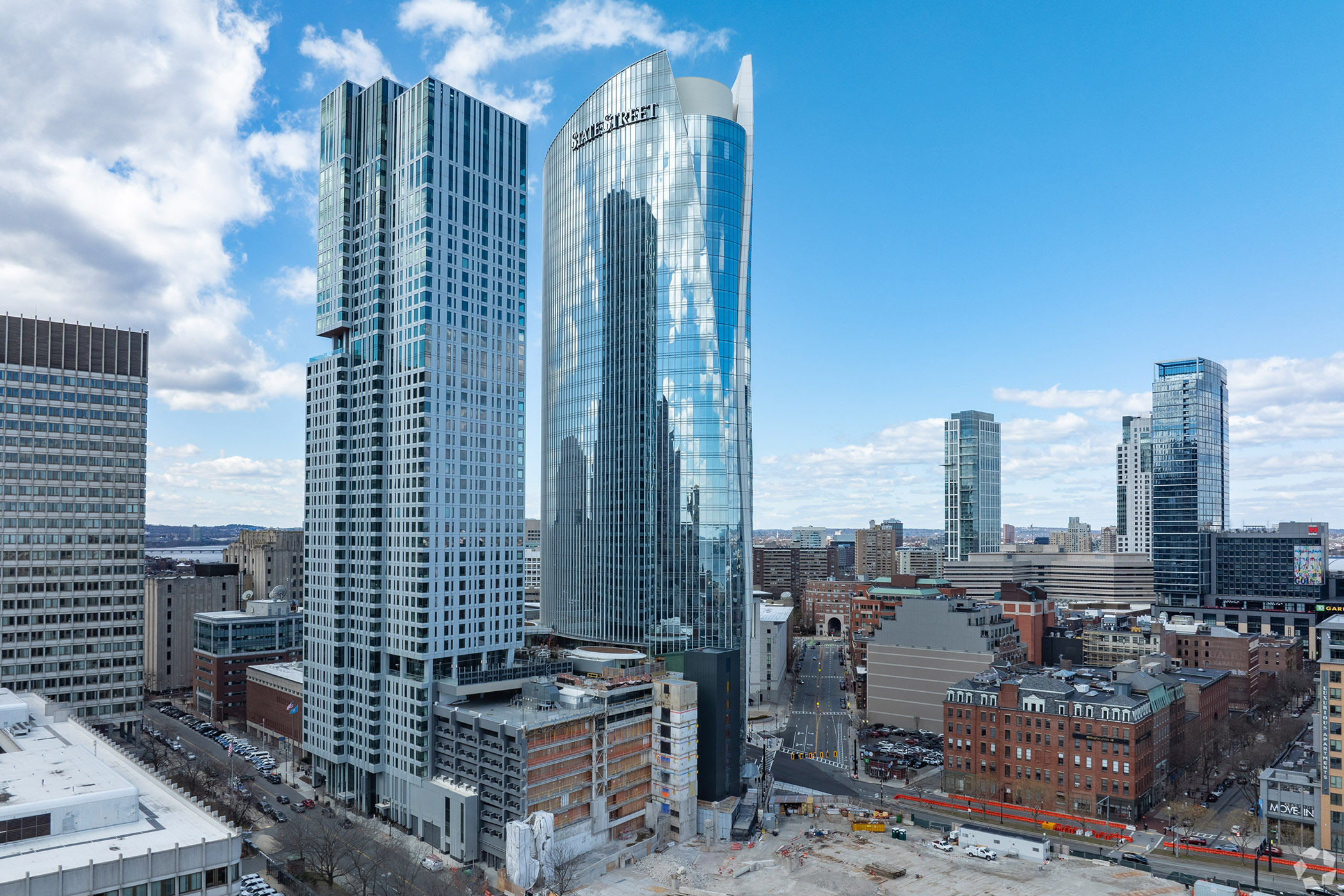 Carr Properties refinances Boston tower; CMBS poses risk for banks; Short-term loan bundles surge