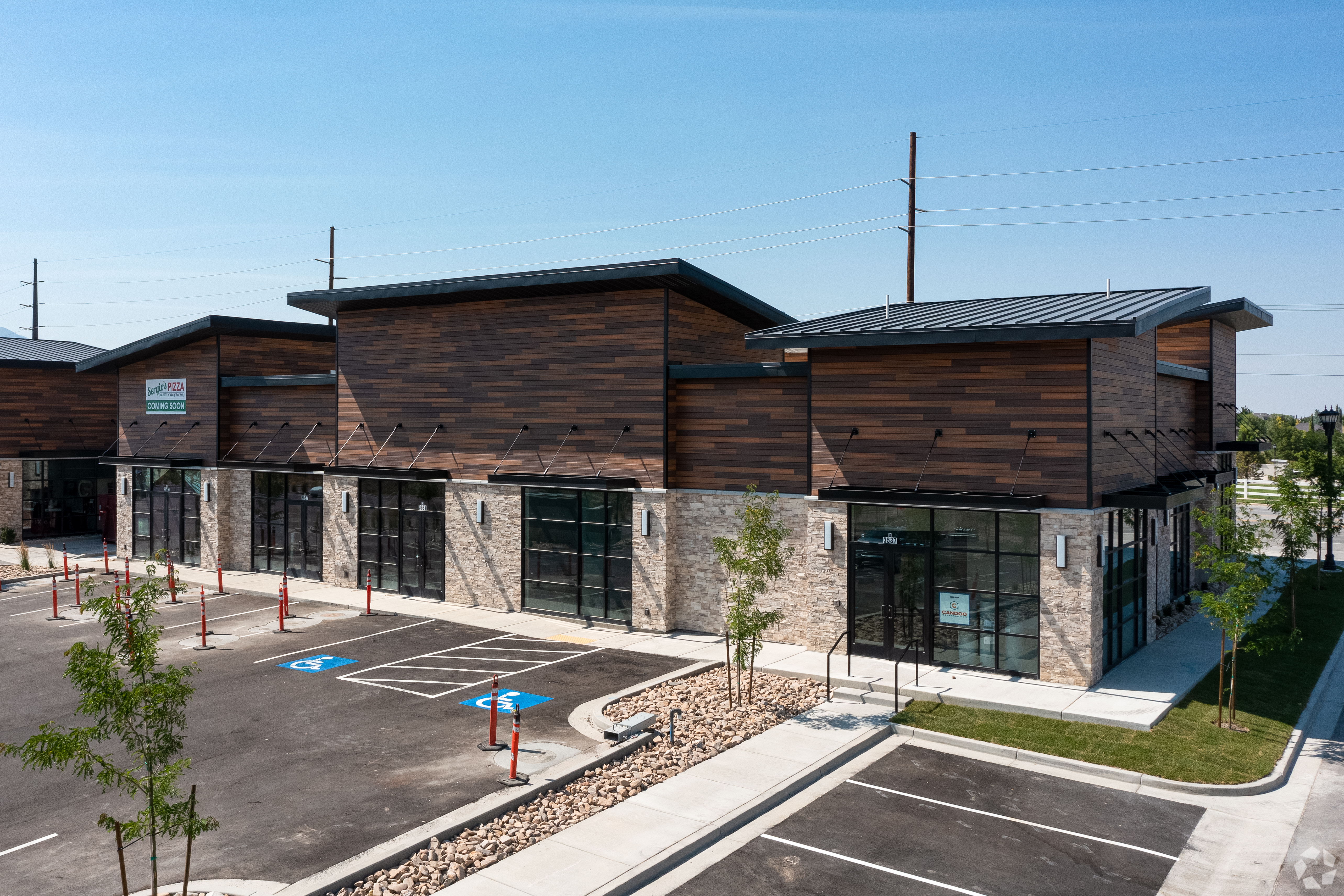 South Jordan, Utah, retail portfolio trades hands