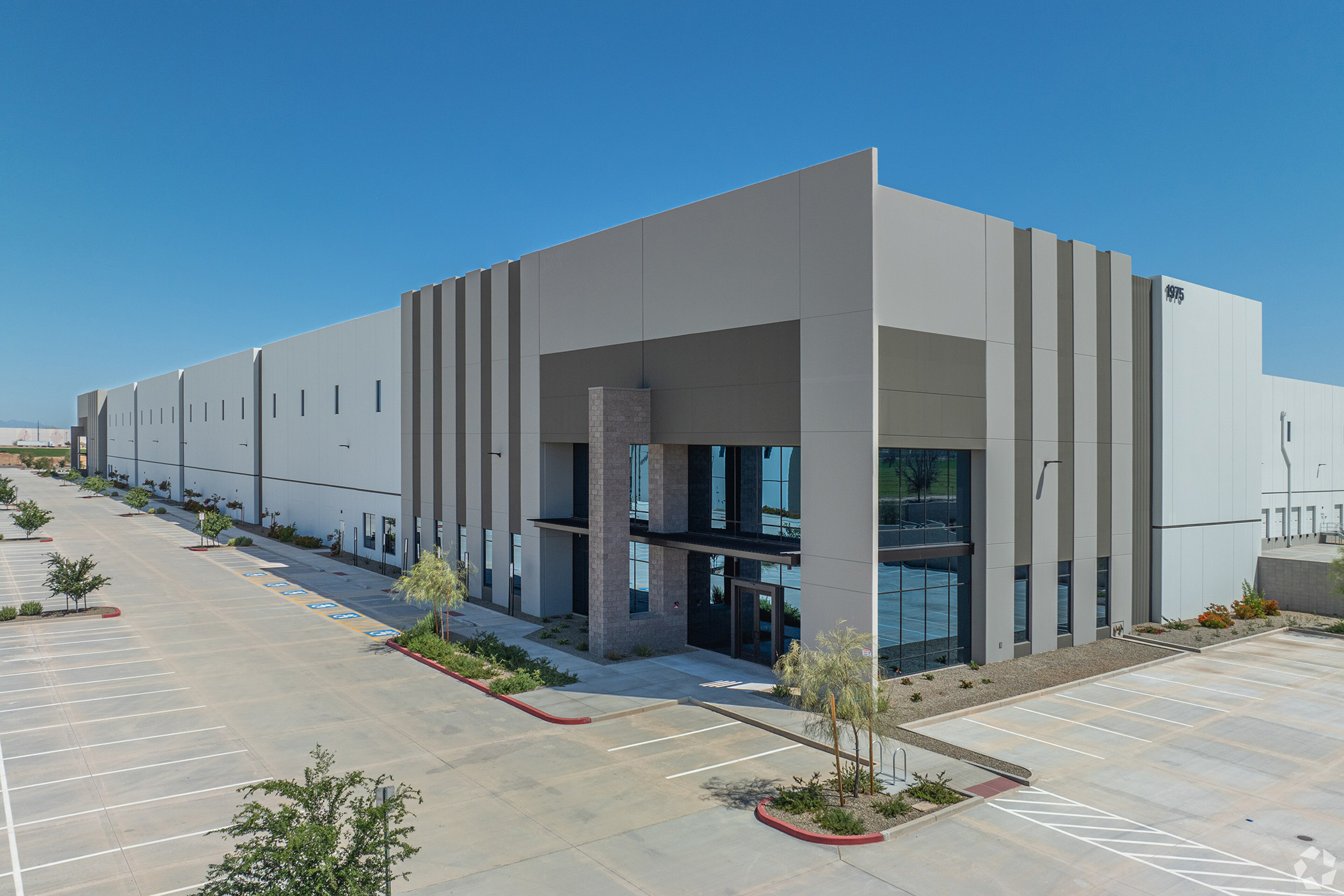 Invesco breaks tariff-induced lull; New York property nears foreclosure; Large DC lease decision looms
