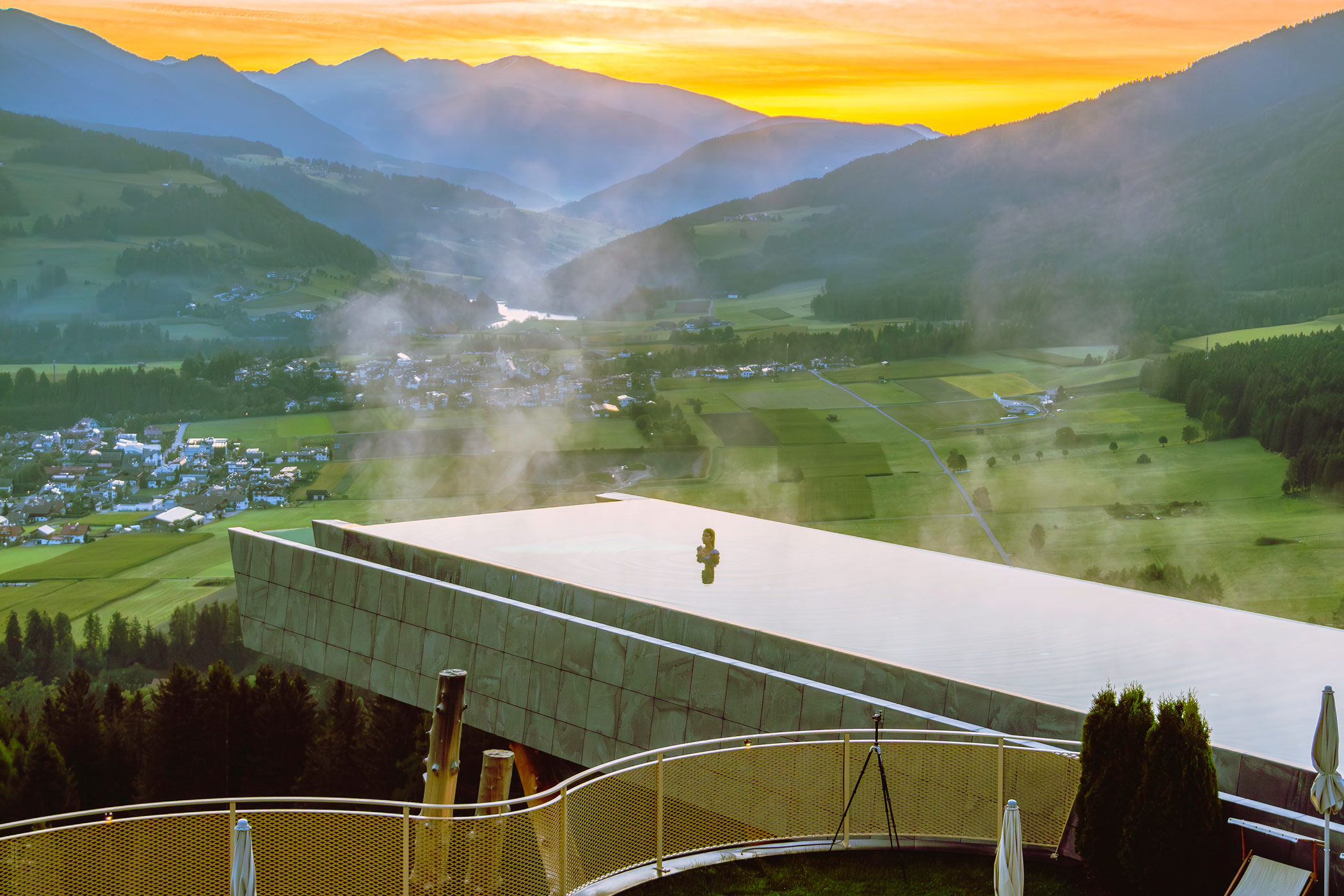 Deep dive: Here are some of the world's most interesting hotel pools