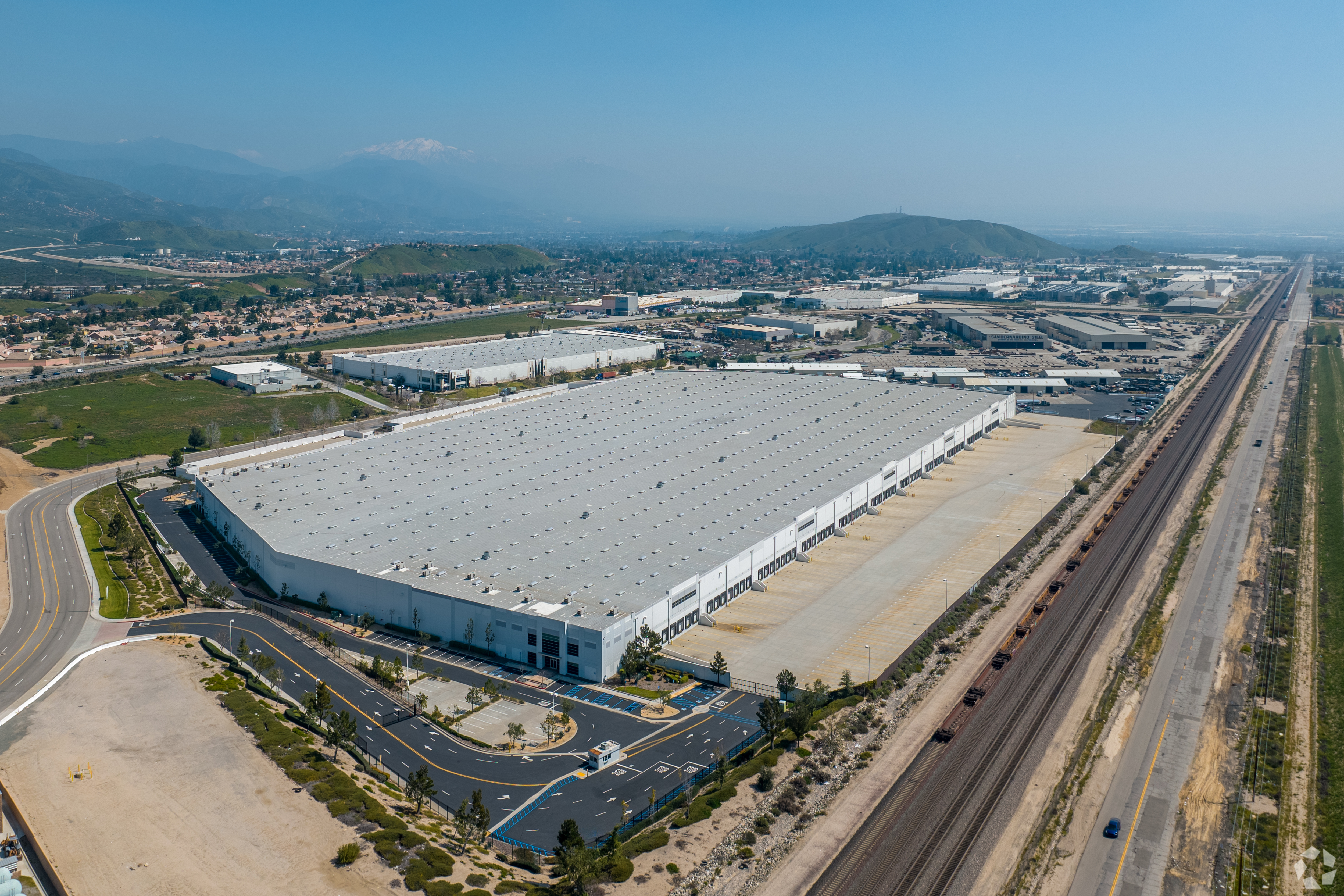 Logistics firm locks in one of Inland Empire's largest leases amid shifting supply chains
