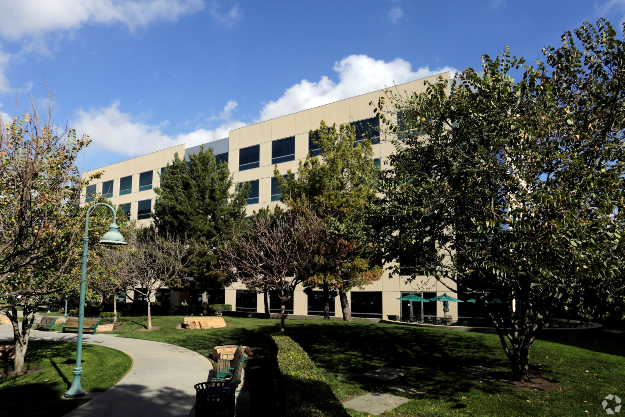 Carmaker Hyundai has signed a deal to fill the building at 2300 Main St. in Irvine, California. (CoStar) 