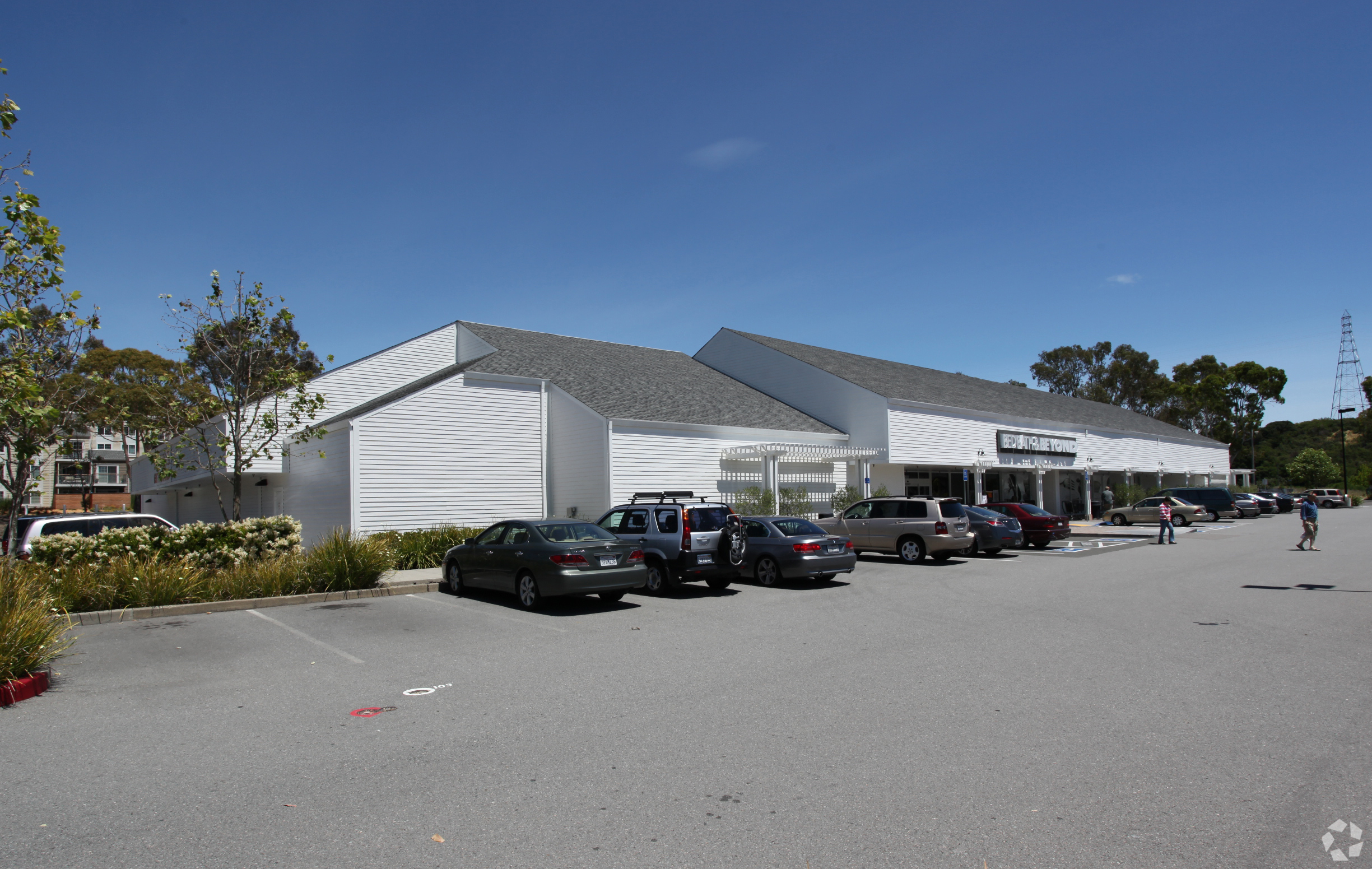 The Bed, Bath and Beyond store in Larkspur, California north of San Francisco was one of many California outlets of the popular chain before it declared bankruptcy and closed all its stores in 2023. (CoStar) 