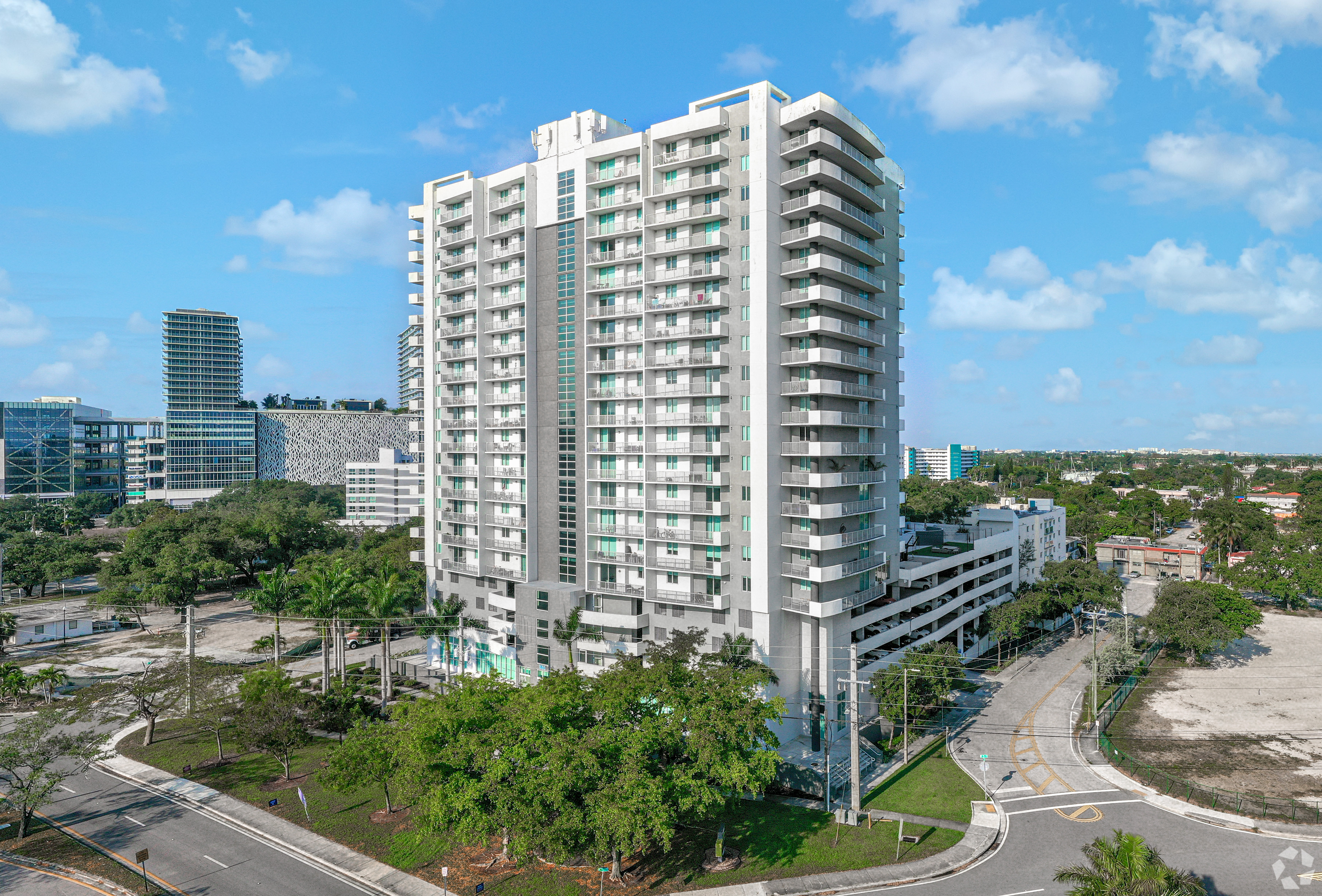 New York firm acquires Miami health district apartments